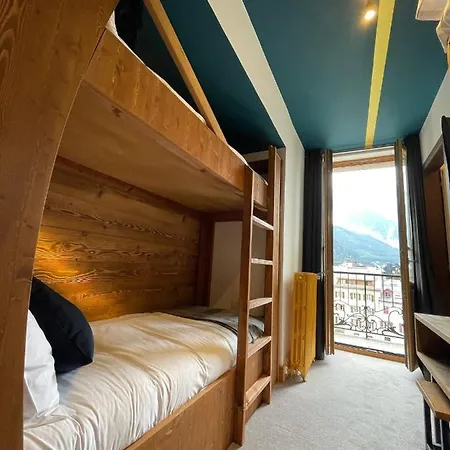 Hotell La Verticale 2*