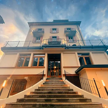 La Verticale Hotel 2*