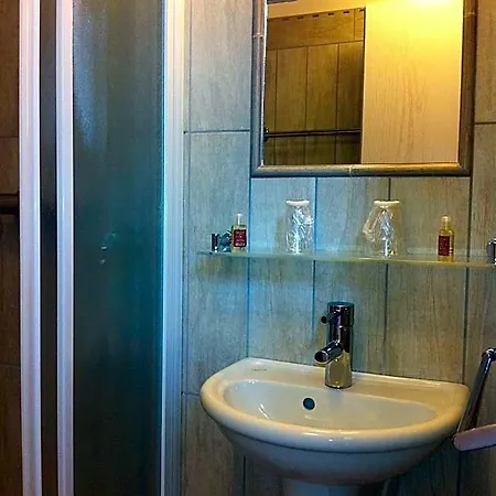 La Verticale Hotel 2*