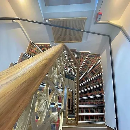 La Verticale Hotel