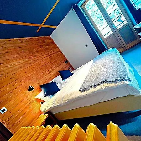 La Verticale Hotel 2*